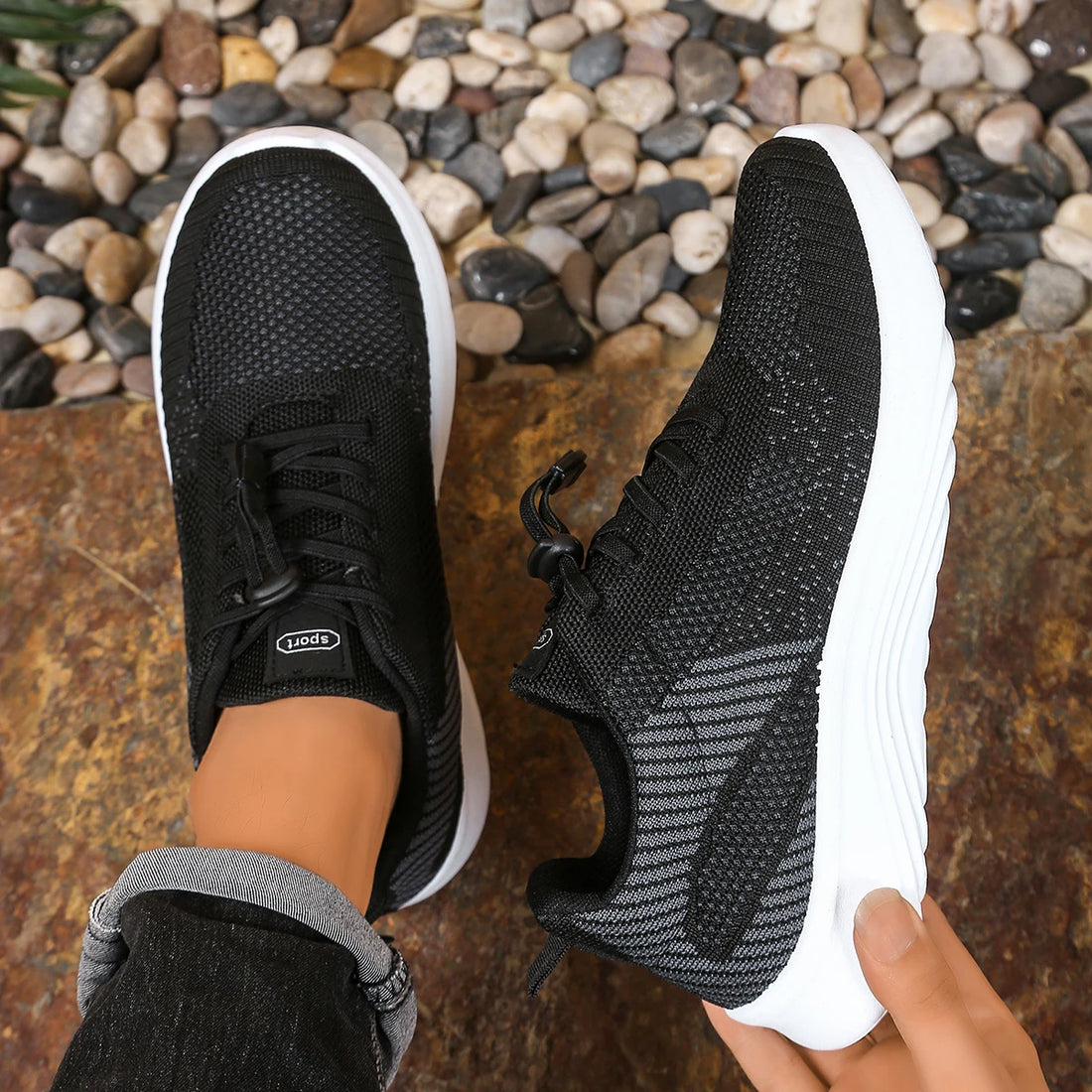 Men's sports rubber-soled sneakers, solid color, casual and fashionable for daily commuting outfits